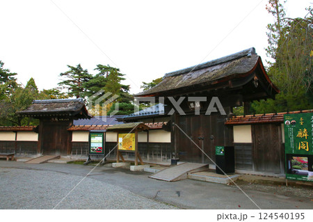 鶴ヶ城　会津若松　会津若松城　若松城本丸御　会津若松観光　天守閣　お城　福島県観光　若松城城址公園　 124540195