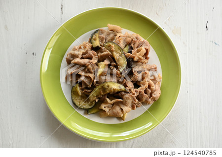 茄子と豚肉の味噌炒め 茄子と豚肉の味噌炒め 124540785