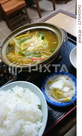 カレー煮込み カレー煮込み 124545042