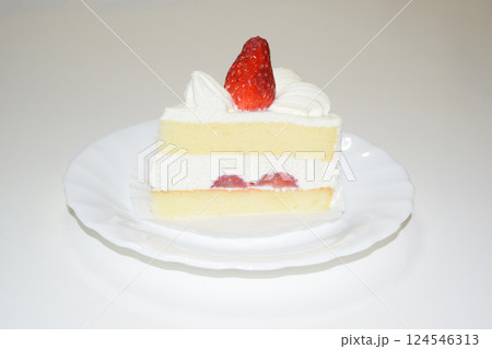 いちごのショートケーキ いちごのショートケーキ 124546313