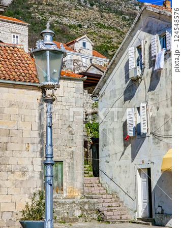 Perast: A seaside pearl of history and summer charm 124548576