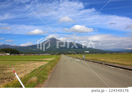 磐梯山 会津磐梯山 猪苗代 トヨタロード 田んぼ 猪苗代代塩川線 磐梯町 星野リゾート ネコマ 磐梯山 会津磐梯山 猪苗代 トヨタロード 田んぼ 猪苗代代塩川線 磐梯町 星野リゾート ネコマ 124549176