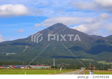 磐梯山 会津磐梯山 猪苗代 トヨタロード 田んぼ 猪苗代代塩川線 磐梯町 星野リゾート ネコマ 磐梯山 会津磐梯山 猪苗代 トヨタロード 田んぼ 猪苗代代塩川線 磐梯町 星野リゾート ネコマ 124549188