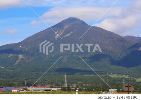 磐梯山　会津磐梯山　猪苗代　トヨタロード　田んぼ　猪苗代代塩川線　磐梯町　星野リゾート ネコマ 　　 124549190