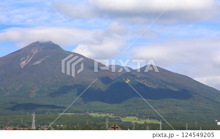 磐梯山　会津磐梯山　猪苗代　トヨタロード　田んぼ　猪苗代代塩川線　磐梯町　星野リゾート ネコマ 　　 124549205