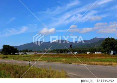 磐梯山　会津磐梯山　猪苗代　トヨタロード　田んぼ　猪苗代代塩川線　磐梯町　星野リゾート ネコマ 　　 124549252
