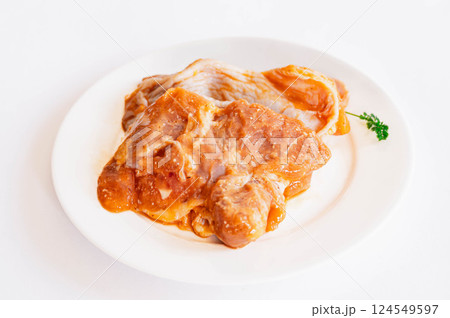 にんにく味噌漬けの鶏肉 124549597
