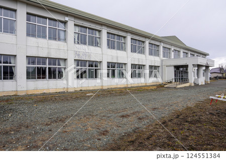安平町立安平小学校(廃校) 安平町立安平小学校(廃校) 124551384