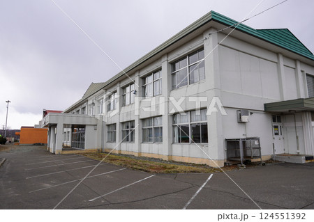 安平町立安平小学校(廃校) 安平町立安平小学校(廃校) 124551392