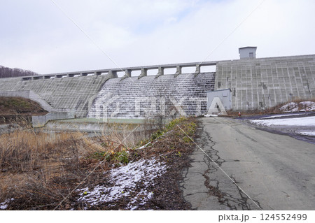 厚幌ダム 124552499