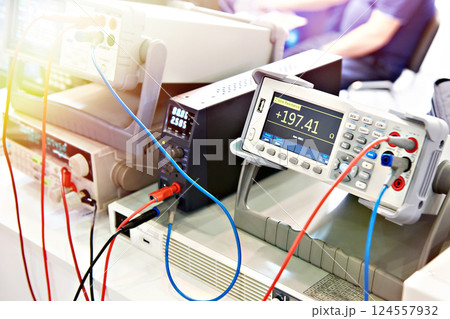Universal voltmeter Universal voltmeter 124557932