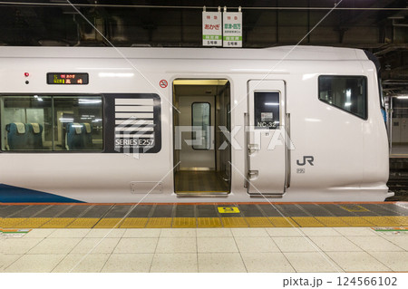 特急あかぎ号 高崎行き07 124566102