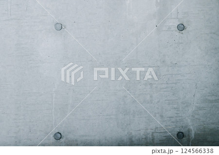 打ちっ放しのコンクリート壁の背景 モノクローム 打ちっ放しのコンクリート壁の背景 モノクローム 124566338