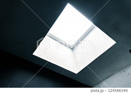 天窓 天窓 124566340