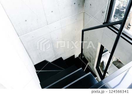螺旋階段　自宅　マイホーム 124566341