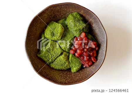 片栗粉で作った手作り抹茶わらび餅 124566461