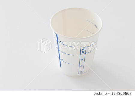 尿検査　検尿　健康診断　検尿カップ 124566667