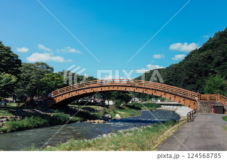 ＜長野＞中山道 奈良井宿　木曽の大橋 124568785