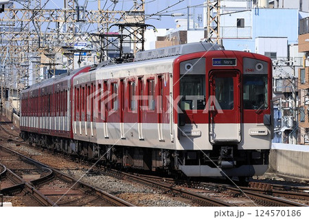 【近鉄】1233系+8A系(奈良線:八戸ノ里駅) 【近鉄】1233系+8A系(奈良線:八戸ノ里駅) 124570186
