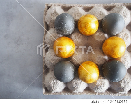 Bright Eggs laid out on a tray Bright Eggs laid out on a tray 124580471
