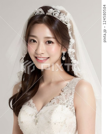 ウェディングドレスを着た女性 ウェディングドレスを着た女性 124580584