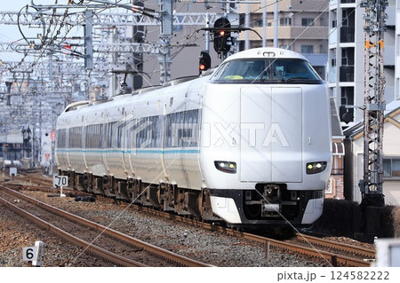 【JR西日本】287系 特急「くろしお」（梅田貨物線：西九条〜大阪） 124582222