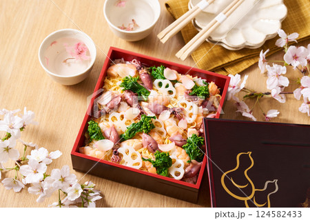 春のちらし寿司 124582433