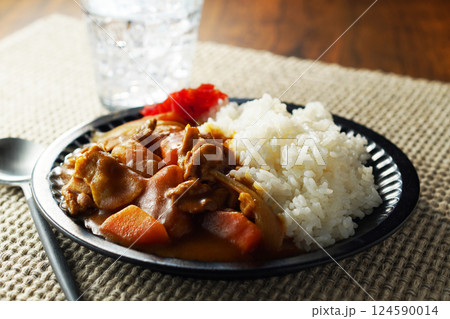 カレーライス(ポークカレー) カレーライス(ポークカレー) 124590014