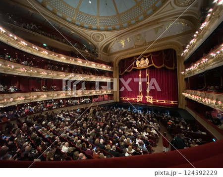 ロイヤルバレエ　アンドオペラ 124592229