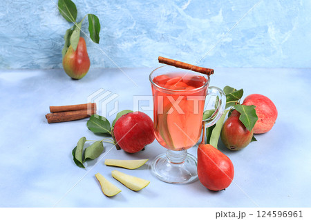 Autumn drink made from apple cider mulled wine. The concept of diet and weight loss. Apples help cleanse the body and reduce weight. Healthy eating, body detoxification Autumn drink made from apple cider mulled wine. The concept of diet and weight loss. Apples help cleanse the body and reduce weight. Healthy eating, body detoxification 124596961
