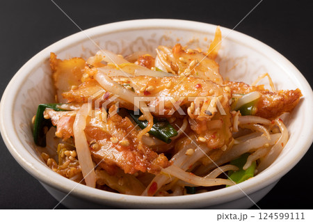 薩摩揚げともやしとネギのピリ辛和え 124599111