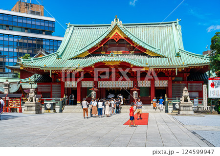 【東京都】夏の爽やかな青空が広がる神田明神 124599947