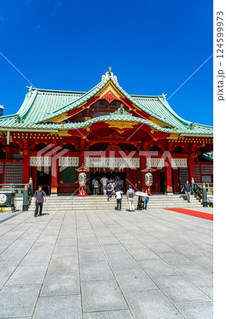 【東京都】夏の爽やかな青空が広がる神田明神 124599973