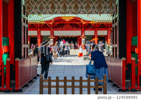 【東京都】たくさんの人で賑わう夏の神田明神 【東京都】たくさんの人で賑わう夏の神田明神 124599995