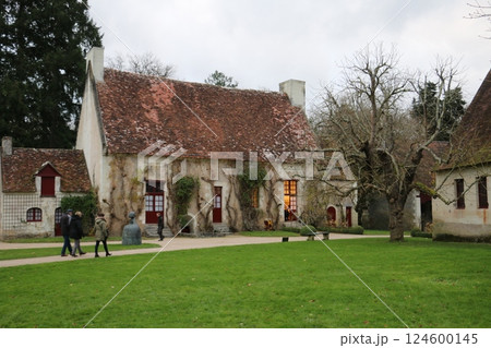 シュノンソー城の領地に建つ洒落た農家 シュノンソー城の領地に建つ洒落た農家 124600145