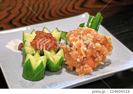 金山寺味噌とキュウリ 124604528