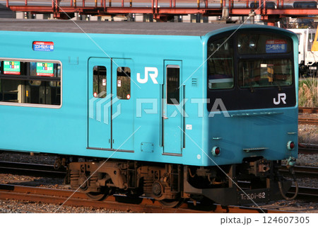 ［O］大阪環状線201系電車（青色） 124607305