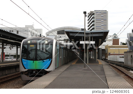 ［SI03］西武池袋線　東長崎駅ホーム（東京都豊島区） 124608301