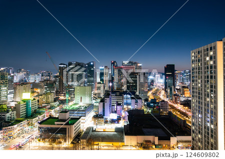 ホテル ザ ボタニックセウン明洞の屋上から見た韓国ソウルの街並み 夜景 ホテル ザ ボタニックセウン明洞の屋上から見た韓国ソウルの街並み 夜景 124609802