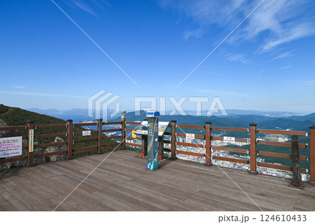 【韓国/巨済島】鶏龍山展望台の風景 124610433