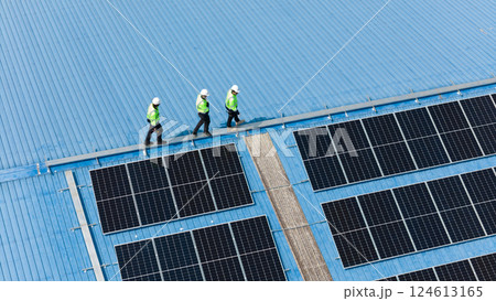 Professional Engineer Team Service Solar Panel. Worker Maintenance Cleaning Replacing Solar Panel. Professional Engineer Team Service Solar Panel. Worker Maintenance Cleaning Replacing Solar Panel. 124613165