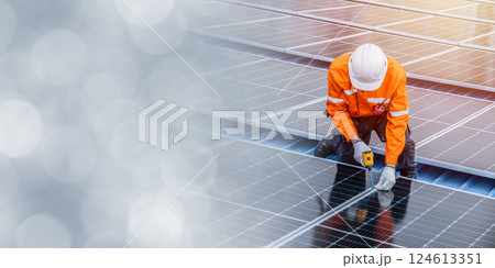 Professional Engineer Service Solar Panel. Worker Maintenance Cleaning Replacing Solar Panel. 124613351