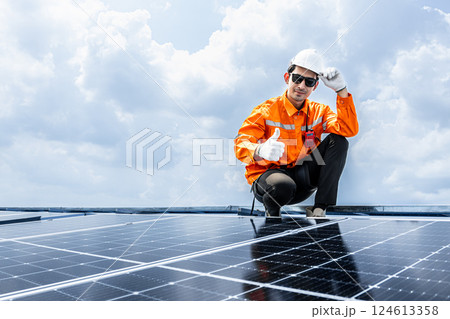 Professional Engineer Service Solar Panel. Worker Maintenance Cleaning Replacing Solar Panel. 124613358