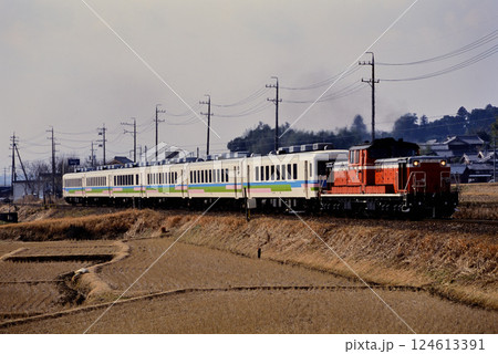 2007年　関西本線を走るDD511109お座敷列車いきいきサロンきのくに 124613391