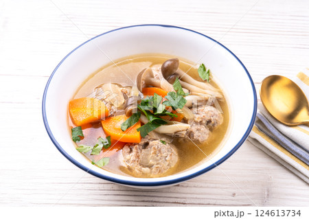 肉だんごスープ 124613734
