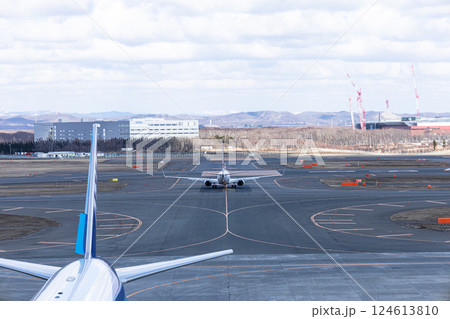 新千歳空港展望デッキから見た風景 新千歳空港展望デッキから見た風景 124613810