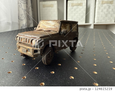 錆びた車 ジープ 錆びた車 ジープ 124615219