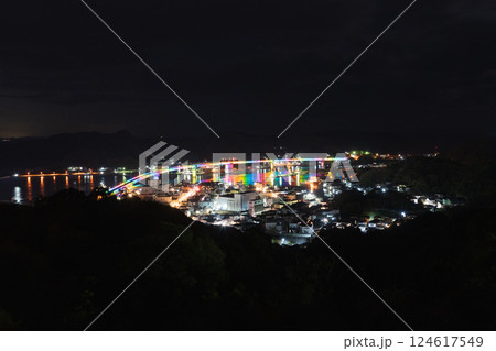 山の上から見た夜景 山の上から見た夜景 124617549