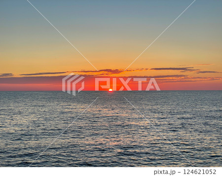 beautiful landscape sea sunset horizon on beach 124621052