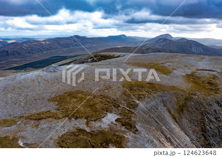 Aerial view of the Muckish mountain top in county Donegal. Ireland 124623648
